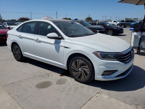 2019 VOLKSWAGEN JETTA