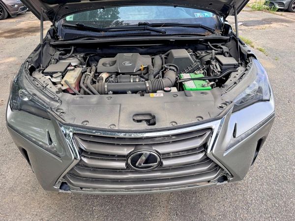 2016 LEXUS NX 200T 200t Luxury