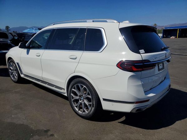 2024 BMW X7 xDrive40i