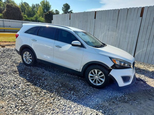 2017 KIA SORENTO L, LX