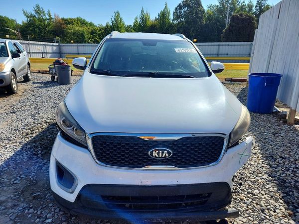 2017 KIA SORENTO L, LX