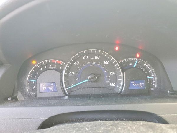 2012 TOYOTA CAMRY