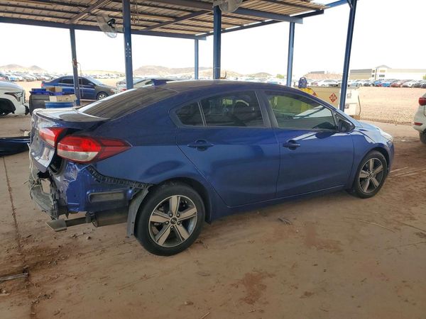 2018 KIA FORTE 5 EX AUTOMATIC