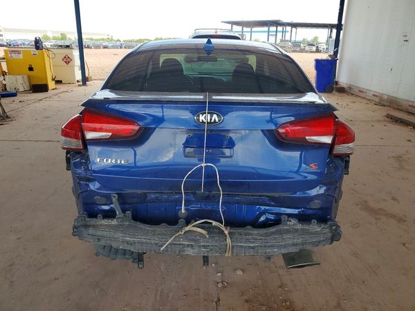 2018 KIA FORTE 5 EX AUTOMATIC