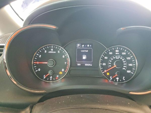 2018 KIA FORTE 5 EX AUTOMATIC