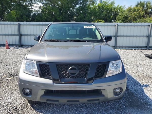 2021 NISSAN FRONTIER Crew Cab
