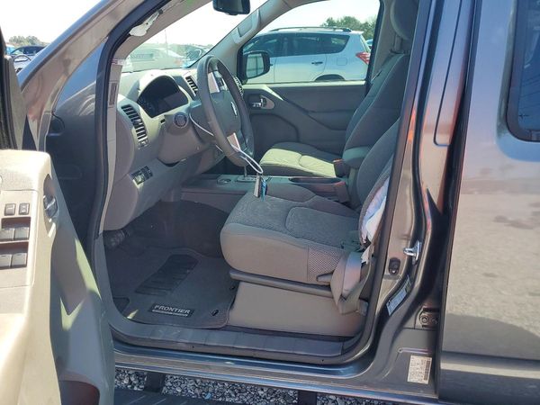 2021 NISSAN FRONTIER Crew Cab