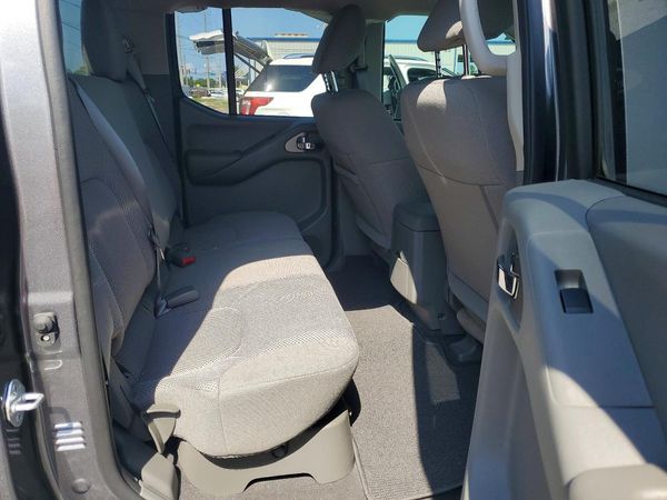 2021 NISSAN FRONTIER Crew Cab