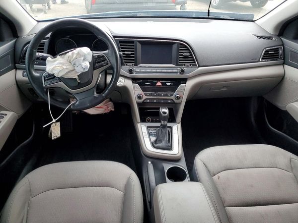 2017 HYUNDAI ELANTRA