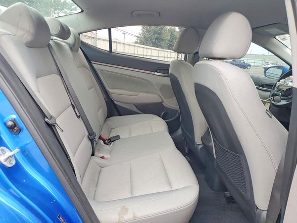 2017 HYUNDAI ELANTRA