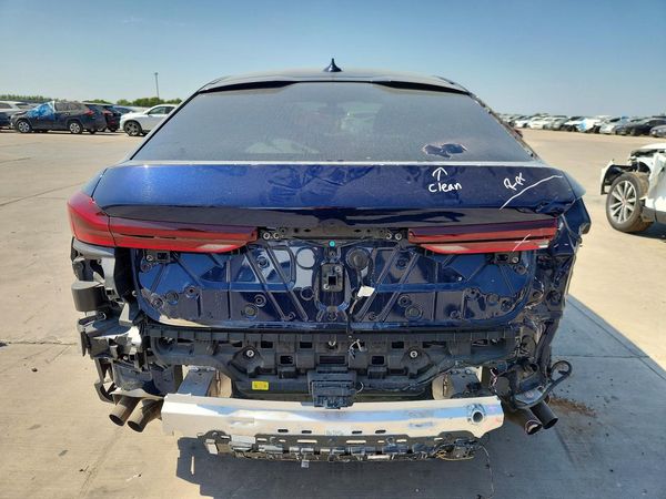 2021 BMW X6 M50i
