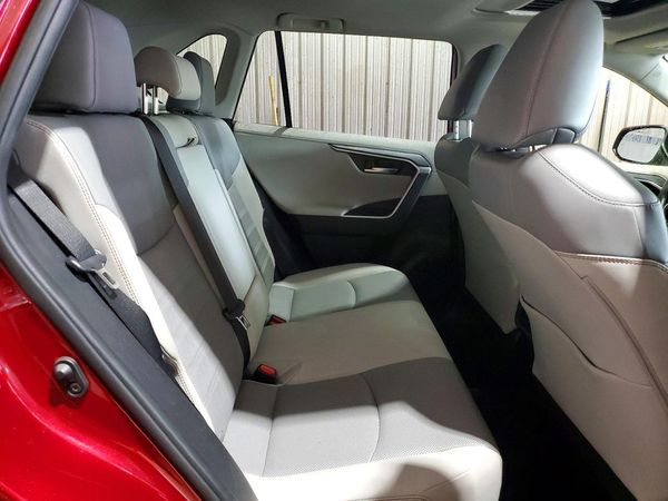 2020 TOYOTA RAV4 Limited