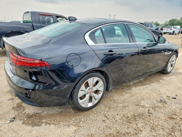 2020 JAGUAR XE