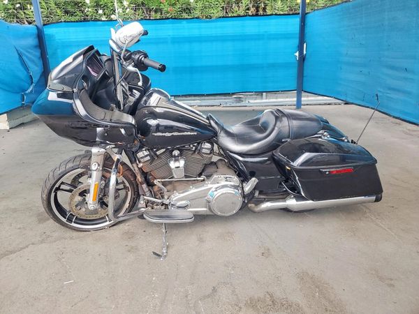 2019 HARLEY-DAVIDSON FL
