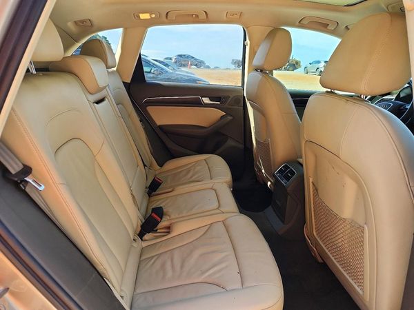2017 AUDI Q5 quattro Premium