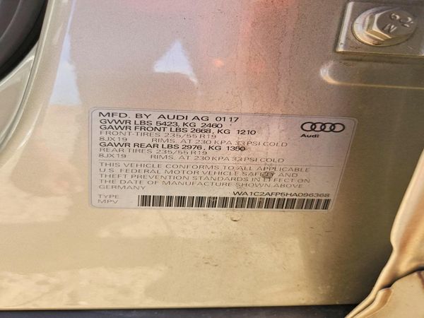 2017 AUDI Q5 quattro Premium