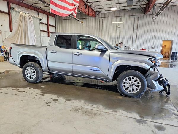 2025 TOYOTA TACOMA — Passenger 3/4