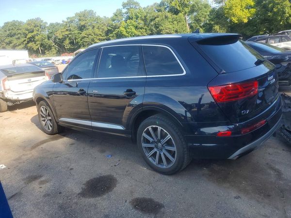 2017 AUDI Q7 quattro Premium