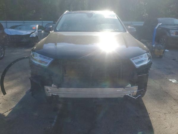 2017 AUDI Q7 quattro Premium