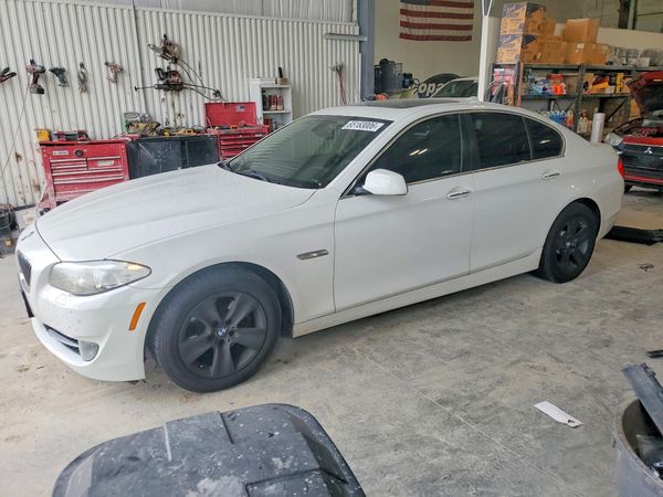 2013 BMW 528
