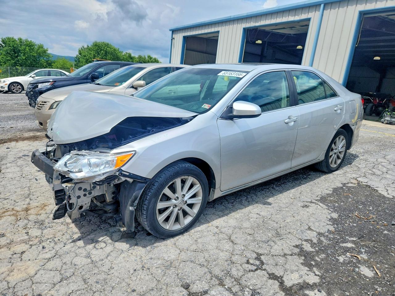 2014 TOYOTA CAMRY