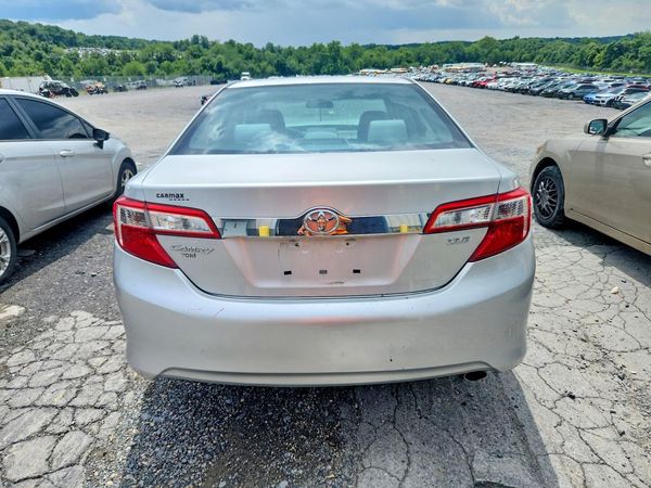 2014 TOYOTA CAMRY