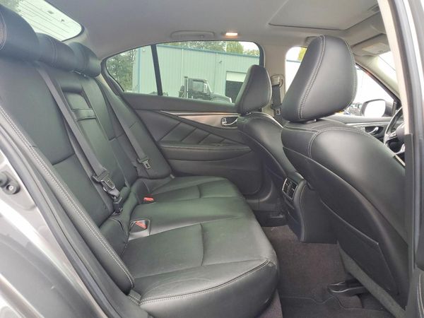 2017 INFINITI Q50