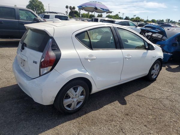 2015 TOYOTA PRIUS — PSRA