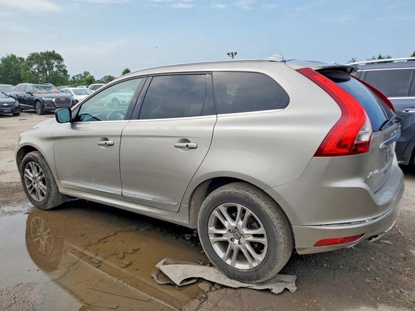 2015 VOLVO XC60