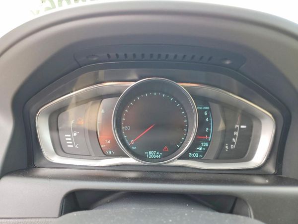 2015 VOLVO XC60