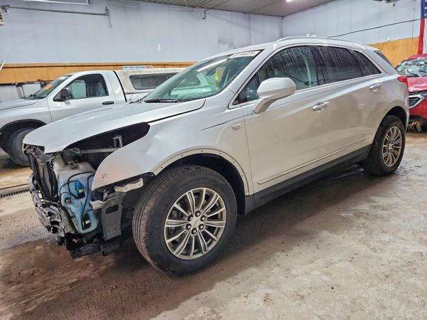 2017 CADILLAC XT5