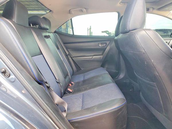 2017 TOYOTA COROLLA