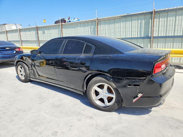 2013 DODGE CHARGER SE RWD