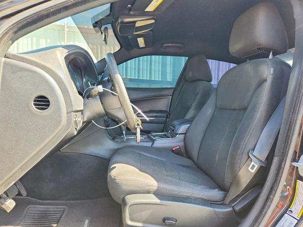 2013 DODGE CHARGER SE RWD
