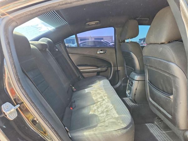2013 DODGE CHARGER SE RWD