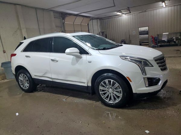 2024 CADILLAC XT5 Luxury