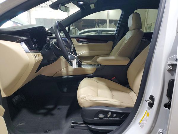 2024 CADILLAC XT5 Luxury