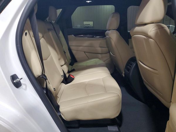 2024 CADILLAC XT5 Luxury