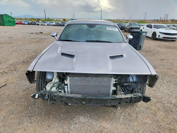 2016 DODGE CHALLENGER SXT Plus