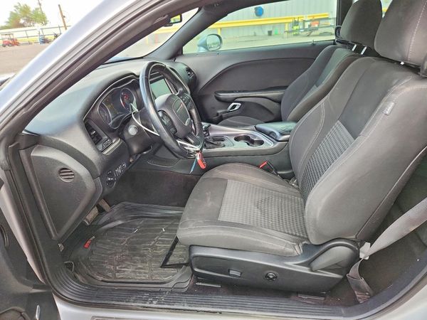 2016 DODGE CHALLENGER SXT Plus