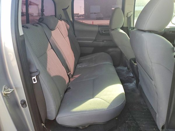 2019 TOYOTA TACOMA SR5