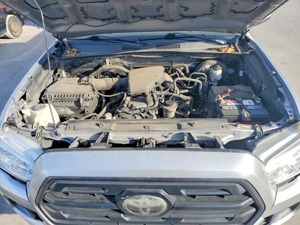 2019 TOYOTA TACOMA SR5