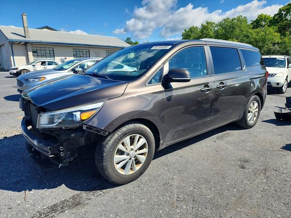 2016 KIA SEDONA LX - Middle-low