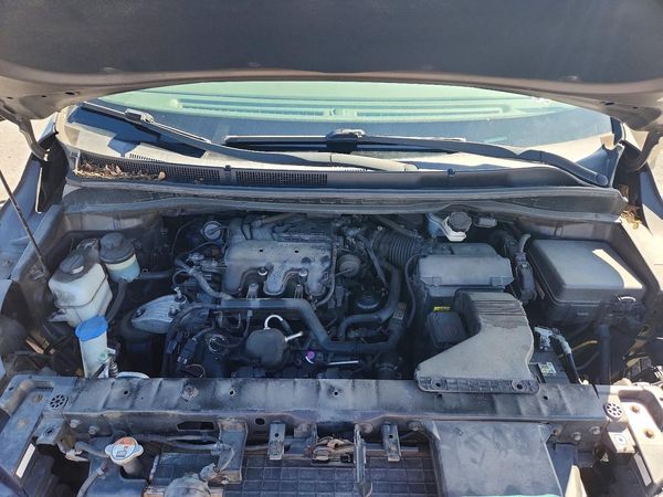 2016 KIA SEDONA LX - Middle-low