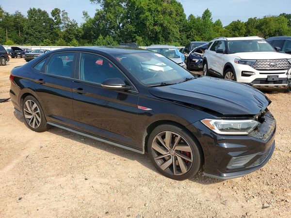 2019 VOLKSWAGEN JETTA