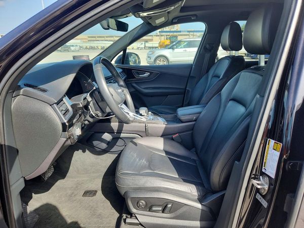 2018 AUDI Q7 quattro Premium Plus