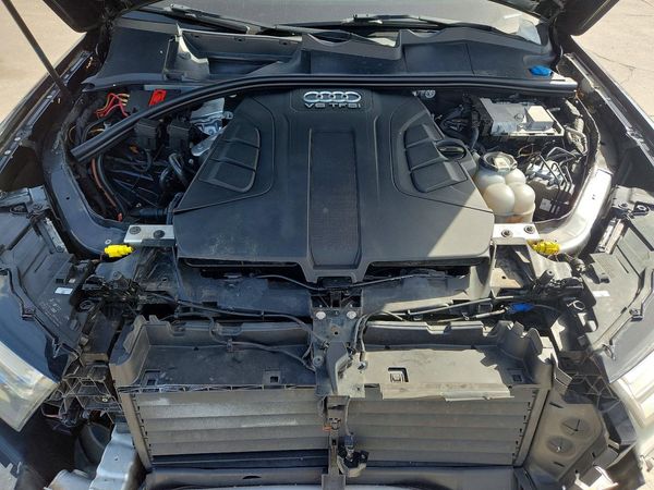 2018 AUDI Q7 quattro Premium Plus