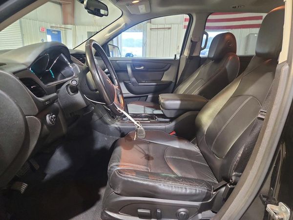 2017 CHEVROLET TRAVERSE 2LT