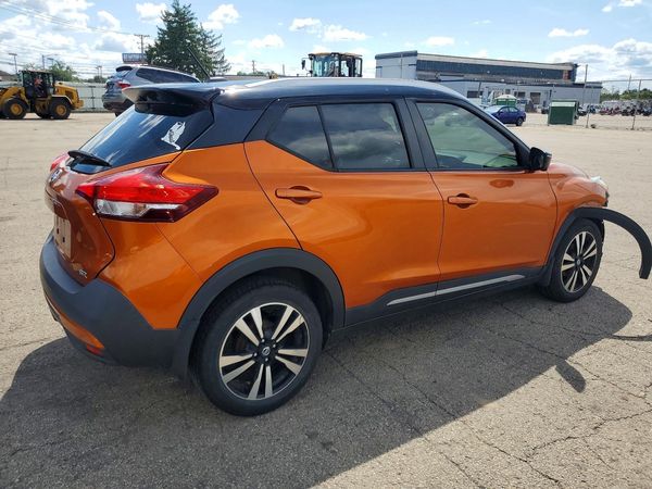 2019 NISSAN KICKS