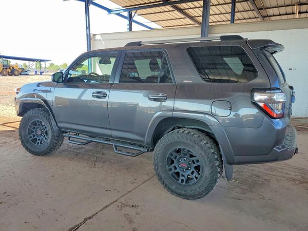 2020 TOYOTA 4RUNNER